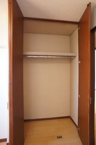 マロンフィールド　Ａ 203号-8