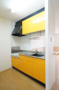 アグネス　Ｅ・Ｓ 202号-3