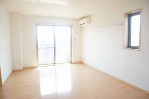 エミネンス　ハイツ 306号-2