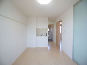 ヴィラーチェ・S 203号-2