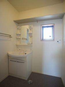 ヴィラーチェ・S 203号-9