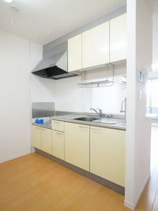 ヴィラーチェ・Ｓ 205号-4