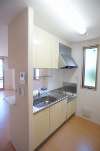 メゾン・ド・ファミールＢ 101号-4