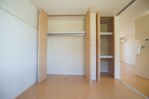 メゾン・ド・ファミールＢ 101号-6