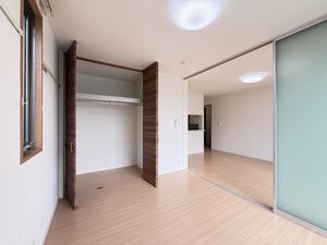 シャーメゾン　ライフ 101号-5