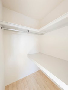 メゾン・ルミエール 203号-10