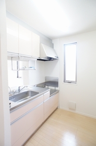 Ｍ・グレース 201号-4