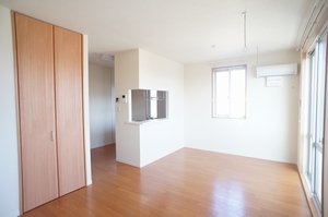 クレメント　Ⅱ 202号-3