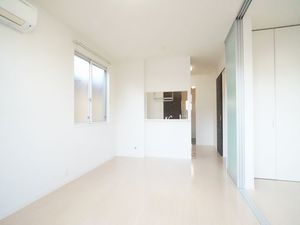 メルヴェーユ平須 101号-2