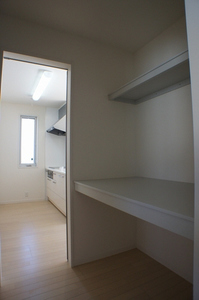 ヴィラ・クレスト　Ｅ 103号-5