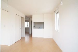 ベルクシュトラーセ 203号-2