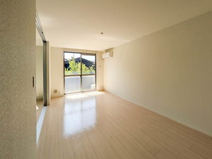 カーサ・クリサンテーモ 102号-3