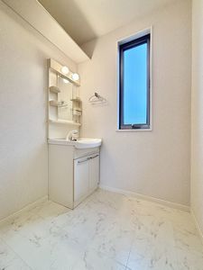 フラワーヒルズB 201号-6