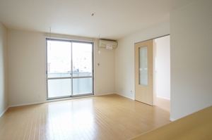 ラ・グランシューズＡ 101号-2