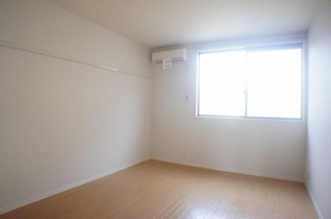 メゾン・アンダルシアＢ 105号-5