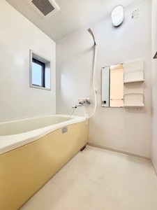 メゾン・アンダルシアB 205号-7
