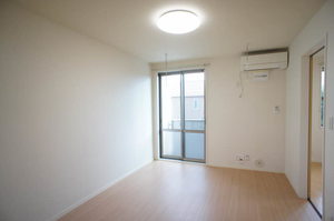 クレストシエルＢ 205号-3