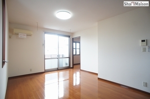 プラージュＢ 201号-3