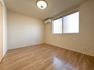 ファミールコートⅠ 101号-8