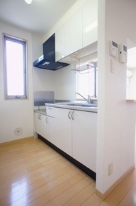 メゾン・グレイス 201号-5