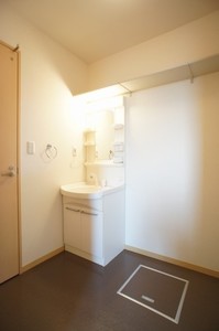 ヴィラ・オアーゼ　Ⅲ 106号-8