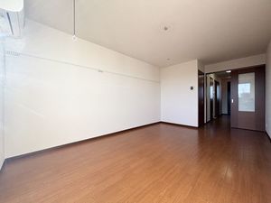 メイプルセゾン 202号-3