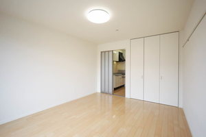 シーズンコートD 202号-4