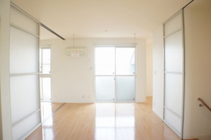 シス・シャンブル 202号-4