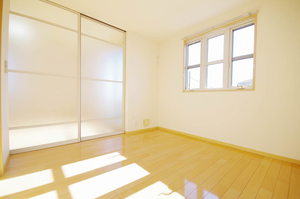 シャーメゾン・コスモスＢ 201号-3