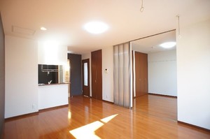 ピジョット 102号-2