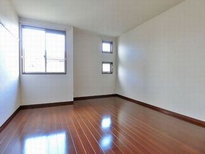 西川田ガーデンテラス 102号-5