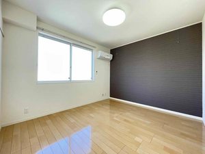 メゾン・ラルジュE 202号-6