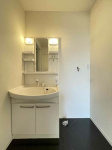 メゾン・ラルジュE 202号-10