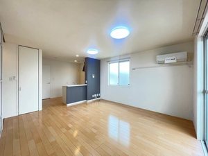 メゾン・ラルジュＦ 201号-2