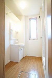 サニー・コートＡ 102号-8