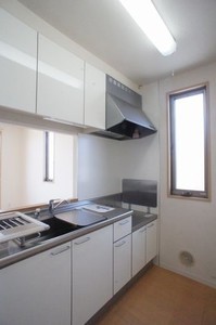 ラ・ファミリーナＡ 202号-3