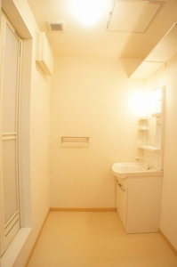 グロリアスヒルE 116号-7