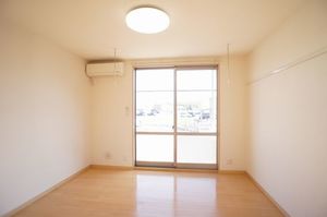 グロリアスヒルＦ 121号-2