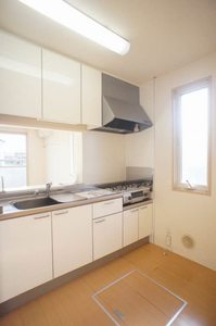 アムールＡ 202号-4