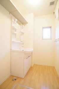 サニー・コートD 102号-8