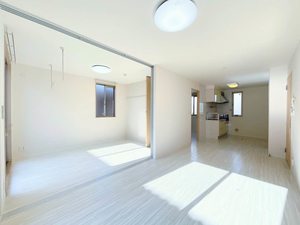 セピアコートＵ 101号-3