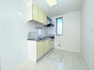 セピアコートＵ 101号-4