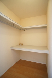 ヴィヴァーチェ　Ｆ 201号-6