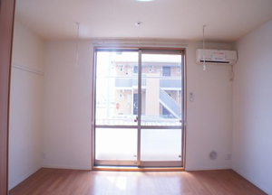 ディアス・コスモ大泉　壱番館 201号-3