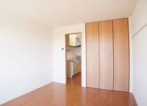 ディアス・コスモ大泉　弐番館 202号-2