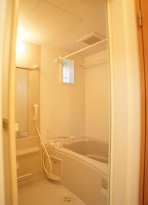 ディアス・コスモ大泉　弐番館 202号-8