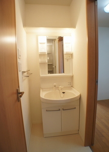 ディアス・コスモ大泉　参番館 202号-7