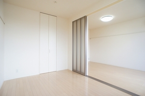 ロイヤルヴィレッジ　Ａ 203号-4