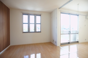 ラークヒルズ E 202号-6