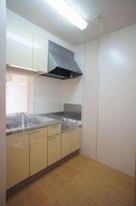 シャーメゾン B 201号-4